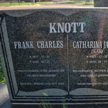 KNOTT Frank Charles 1917-2000 &amp; Catharina Jacoba KAY 1925-2019