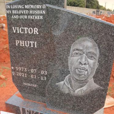 LEKALAKALA Victor Phuti 1973-2021
