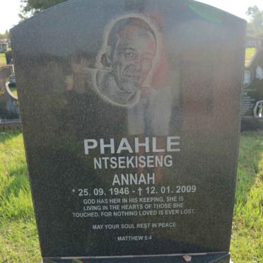 PHAHLE Ntsekiseng Annah 1946-2009