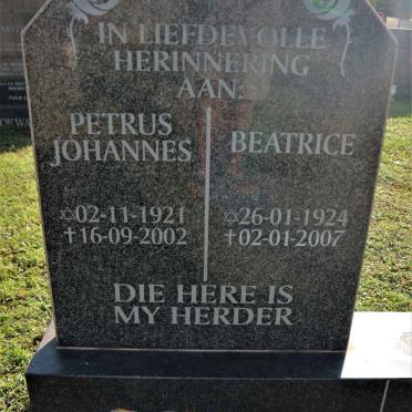 ROETS Petrus Johannes 1921-2002 &amp; Beatrice 1924-2007