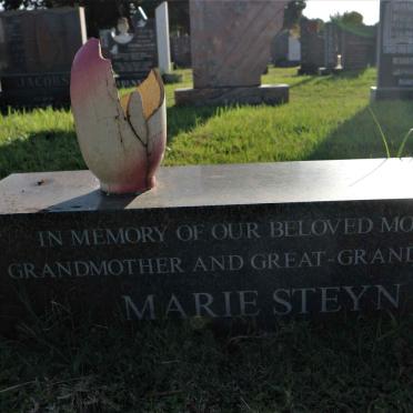 STEYN Marie