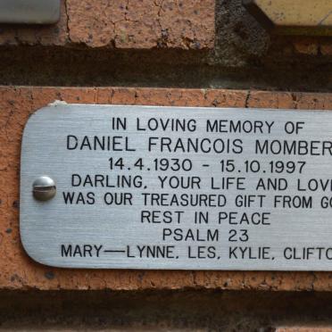 MOMBERG Daniel Francois 1930-1997