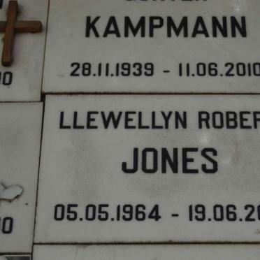 JONES Llewellyn Robert 1964-2010