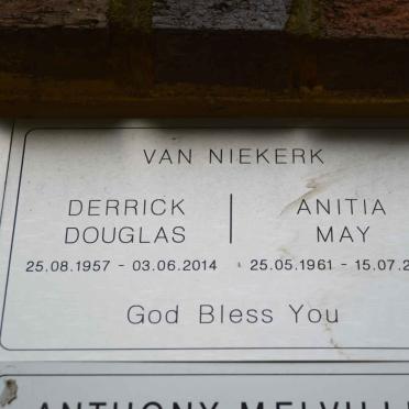 NIEKERK Derrick Douglas, van 1957-2014 &amp; Anitia May 1961-2014