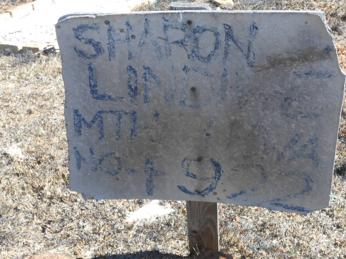 ? Sharon Lindiwe -1992