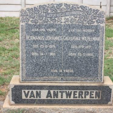 ANTWERPEN Hermanus Johannes, van 1879-1960 &amp; Catharina Wilhelmina 1881-1958