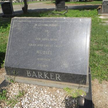 BARKER Muriel 1904-1979