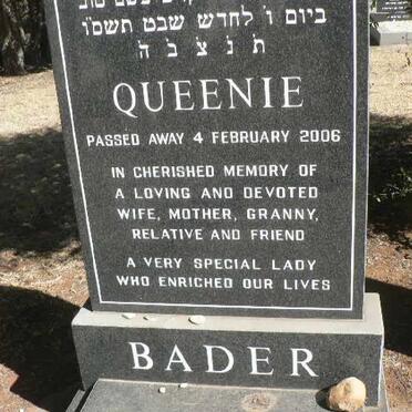 BADER Queenie -2006
