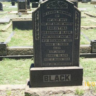 BLACK Daniel -1949 &amp; Christina BRADSHAW -1937