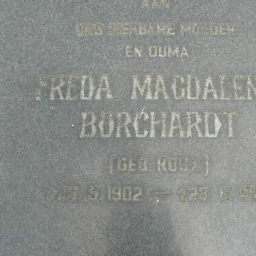 BOUWER Barend Daniël 1920-1975 &amp; Freda Magdalena ROUX 1902-1998