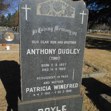 BOYLE Anthony Dudley 1937-1960 :: Patricia Winifred 1912-1986