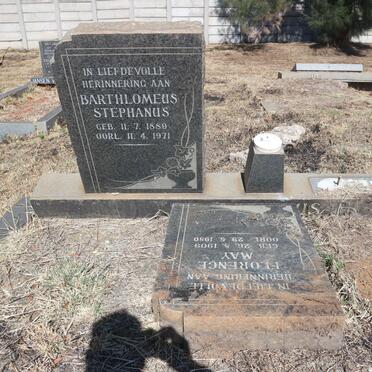 CORNELIUS Barthlomeus Stephanus 1889-1971 &amp; Florence May 1909-1980