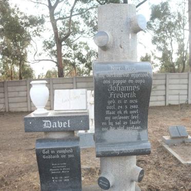 DAVEL Johannes Frederick 1926-1980 &amp; Johanna Maria 1927-1998