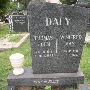 DALY Thomas John 1912-1973 &amp; Winifred May 1918-1979