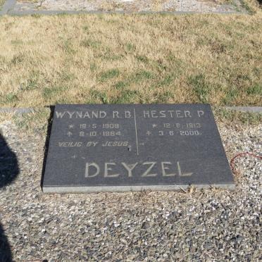 DEYZEL Wynand R.B. 1909-1984 &amp; Hester P. 1913-2000