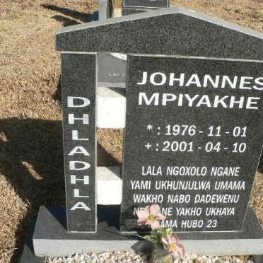 DHLADHLA Johannes Mpiyakhe 1976-2001