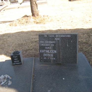 DUNN Daniel Johannes 1942-1995 &amp; Kathleen 1944-