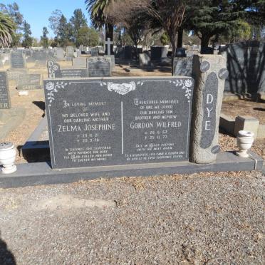 DYE Zelma Josephine 1921-1978 :: DYE Gordon Wilfred 1957-1977