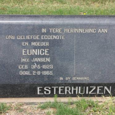 ESTERHUIZEN Eunice nee JANSEN 1923-1965