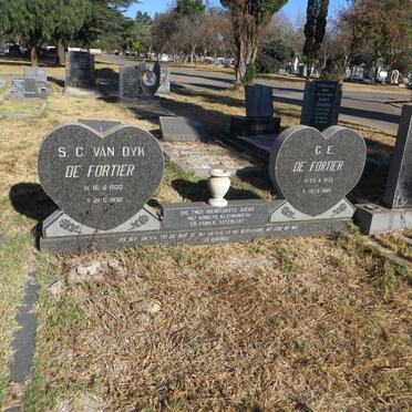 FORTIER S.C. Van Dyk, de 1930-1992 &amp; C.E. 1933-1989