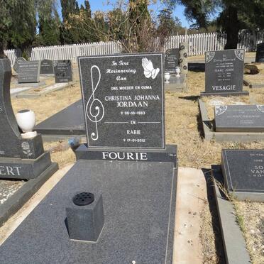FOURIE Rabie -2012 &amp; Christina Johanna JORDAAN -1983