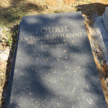 FOURIE Antonie Johannes 1954-1987
