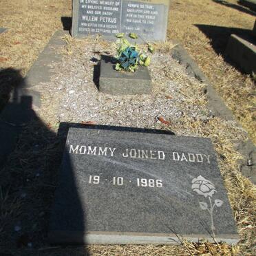 HEERDEN Willem Petrus, van -1955 &amp; &quot;Mommy&quot; -1986