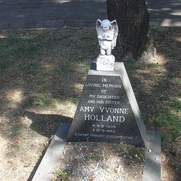 HOLLAND Amy Yvonne 1938-1945