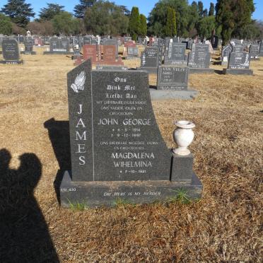JAMES John George 1914-1997 &amp; Magdalena Wihelmina 1921-