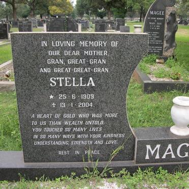 MAGEE Stella 1909-2004