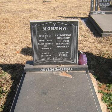 MAHLOBO Martha 1918-1998