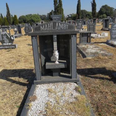 MAHLAMBI Vela Patrick 1965-2001