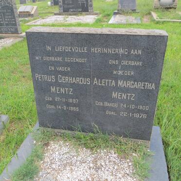 MENTZ Petrus Gerhardus 1897-1965 &amp; Aletta Margaretha BAKER 1900-1976