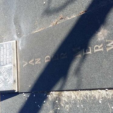 MERWE Henry, van der &amp; Jackie