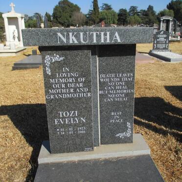 NKUTHA Tozi Evelyn 1923-2001
