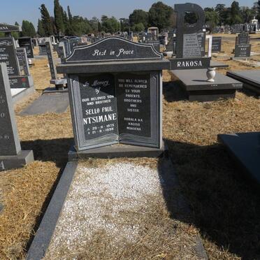 NTSIMANE Sello Paul 1975-1998