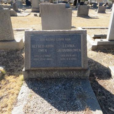 OWEN Alfred John 1882-1944 &amp; Levina Catherina 1887-1959