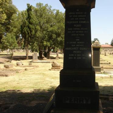 PERRY Frederick Charles -1942 &amp; Margaret Gilmour 1898-19??