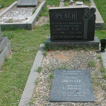 PEACH Engela S.H. 1918-1970 :: Ouma Mossie 1940-2003