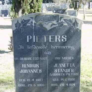 PIETERS Hendrik Johannes 1907-1968 &amp; Jeanetta STANDER formerly PIETERS 1906-1974