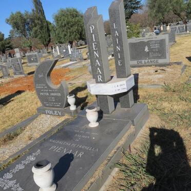 PIENAAR Salmon 1915-1991 &amp; Magdalena Petronella 1928-2010