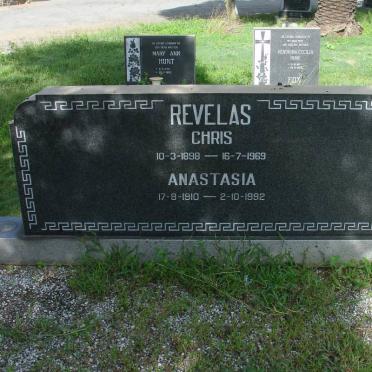 REVELAS Chris 1898-1969 &amp; Anastasia 1910-1992