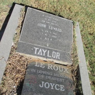 ROUX Joyce, le 1939-2009 :: TAYLOR John Edward 1952-1988