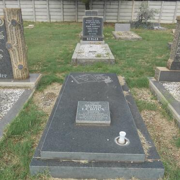 ROUX Frikkie, le 1910-1957 &amp; Johanna 1913-1965 :: LE ROUX Hendrik Willem 1933-1996