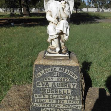 RUSSELL Eva Audrey 1920-1920