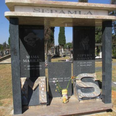 SEPAMLA Sipho Sydney 1932-2007 &amp; Mama Marilyn 1935-2013