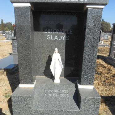 SITHEBE Sibongile Gladys 1929-2005