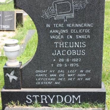 STRYDOM Theunis Jacobus 1927-1975