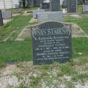 STADEN Stephanus Petrus, van 1907-1966 &amp; Hermina Johanna Adriana 1911-1997