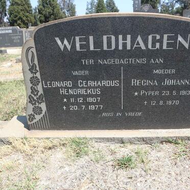 WELDHAGEN Leonard Gerhardus Hendriekus 1907-1977 & Regina Johanna PYPER 1913-1970
